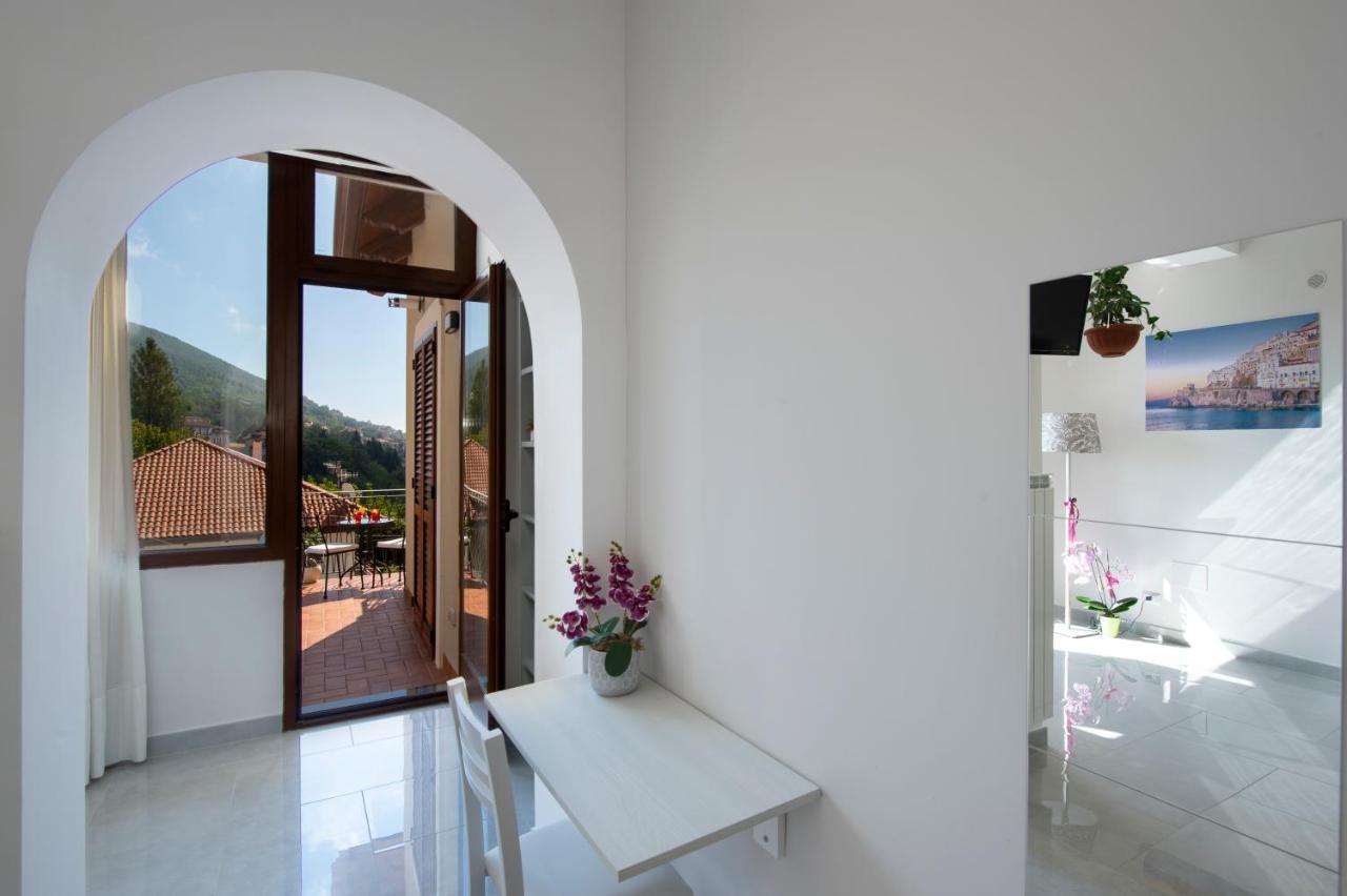 Raggio Di Sole Bed & Breakfast Agerola Bagian luar foto