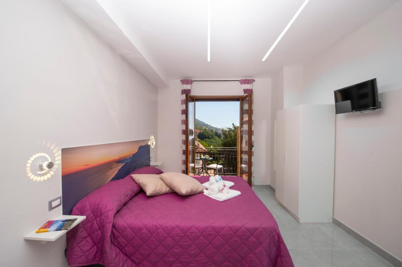Raggio Di Sole Bed & Breakfast Agerola Bagian luar foto