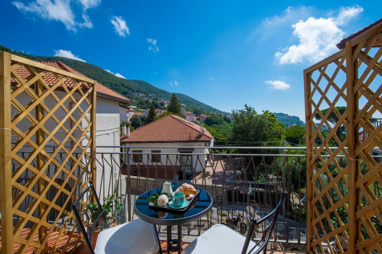 Raggio Di Sole Bed & Breakfast Agerola Bagian luar foto